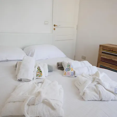 Beautiful Place Nationale In Old Town Apartment *